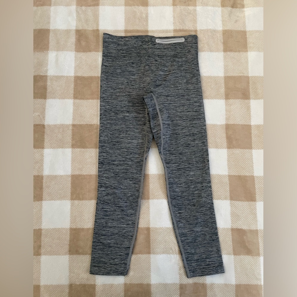 Under Armour Charcoal Grey Heather Workout Compression Leggings size small